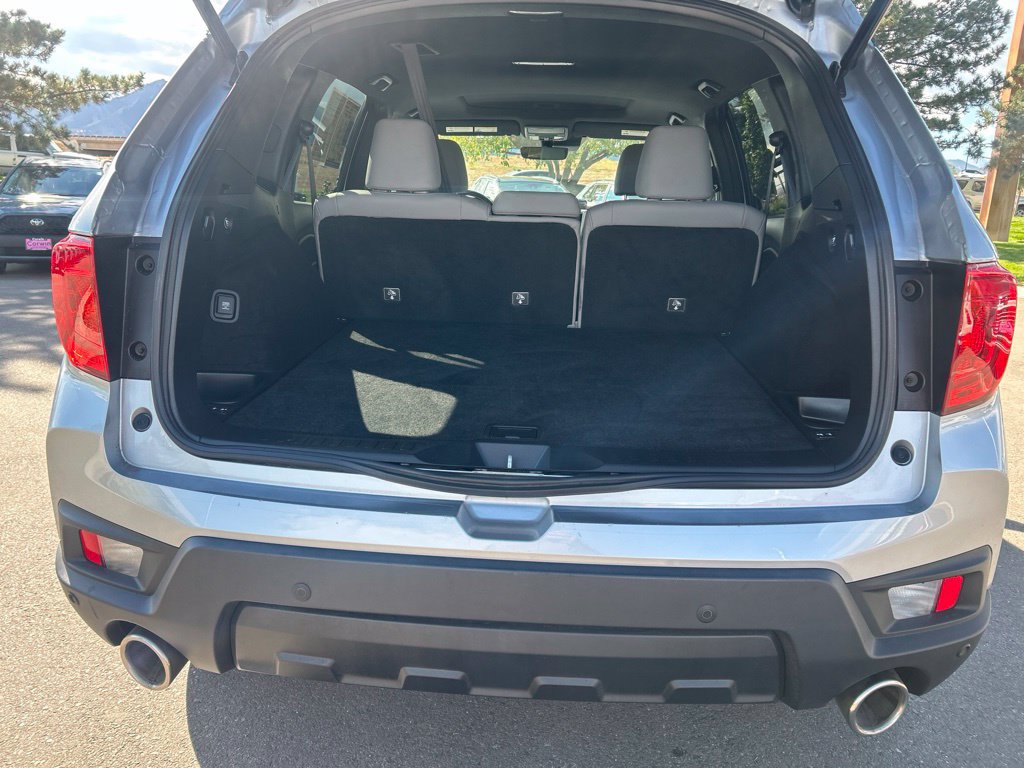 Used 2025 Honda Passport EX-L image 17