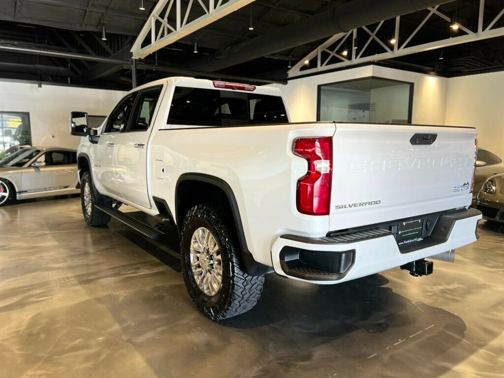 Used 2023 Chevrolet Silverado 2500 High Country image 3