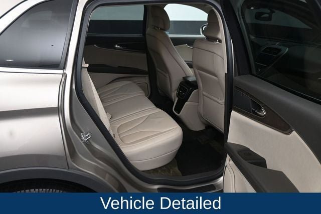 Used 2018 Lincoln MKX Select FWD image 14