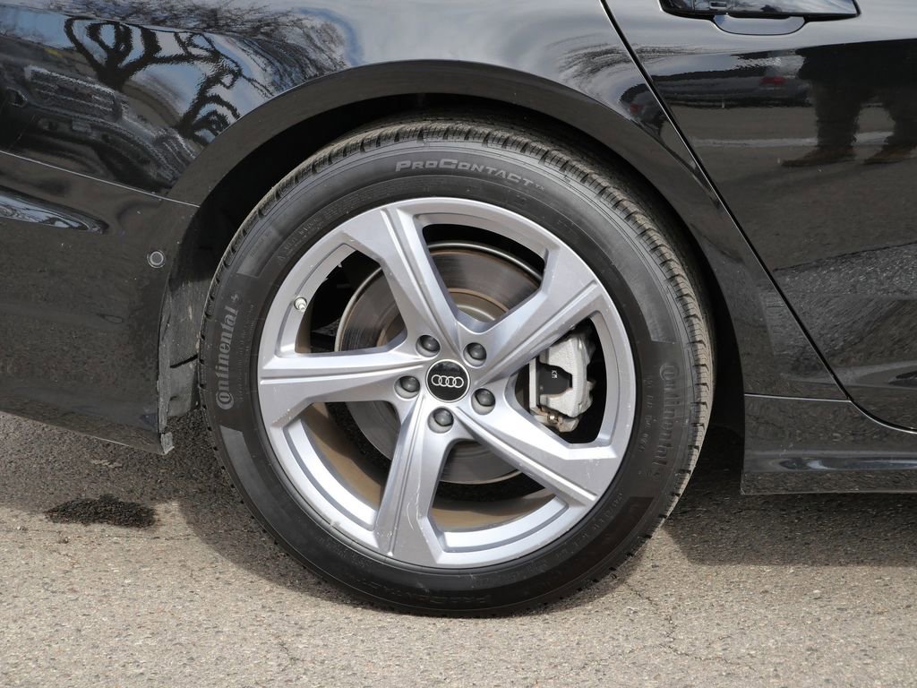 Used 2024 Audi A6 Premium Plus image 11