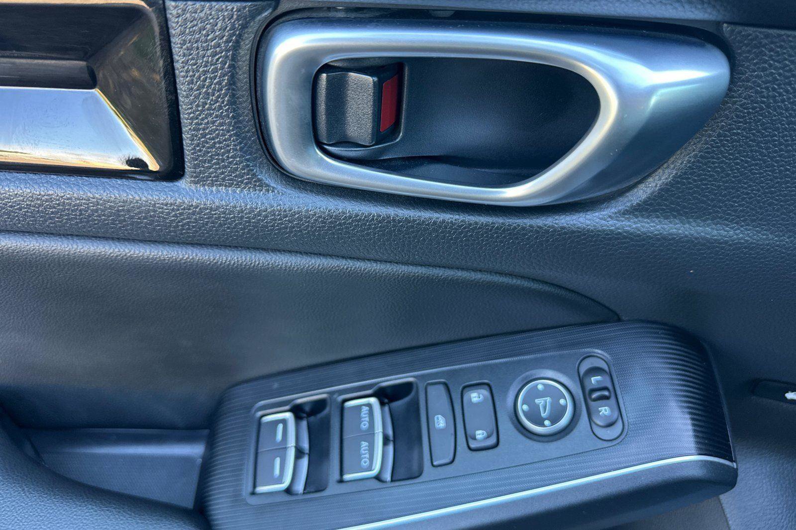 Used 2024 Honda Civic Touring image 10