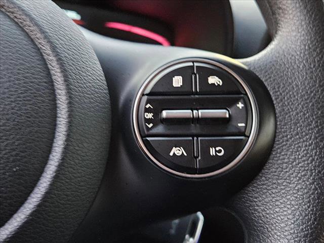 Used 2025 Kia Soul LX w/ LX Technology Package image 22