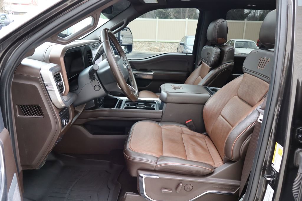 Used 2024 Ford F250 King Ranch w/ Chrome Package image 28