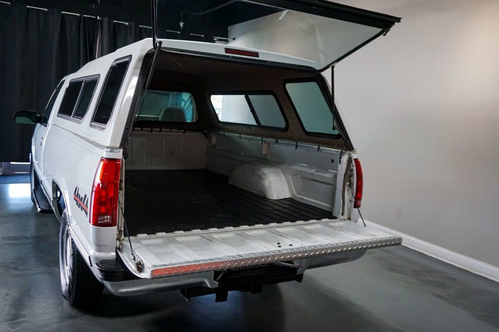 Used 1998 Chevrolet Silverado 1500 4x4 Regular Cab w/ Preferred Equipment Group 2 image 28