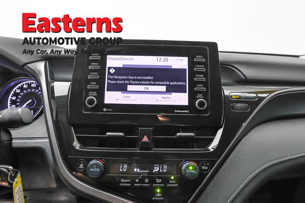 Used 2023 Toyota Camry SE FWD image 11
