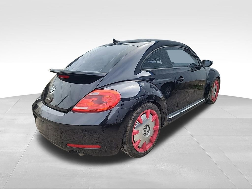 Used 2013 Volkswagen Beetle 2.0T FWD image 7