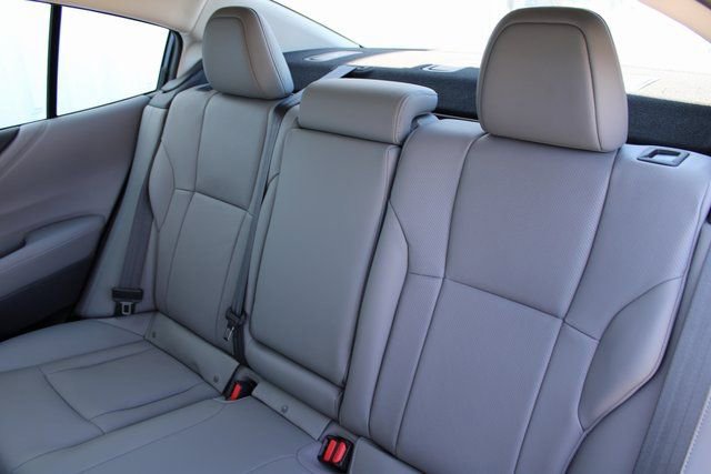 Certified 2025 Subaru Legacy Limited image 17