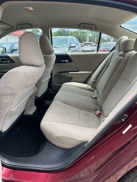 Used 2013 Honda Accord LX image 25