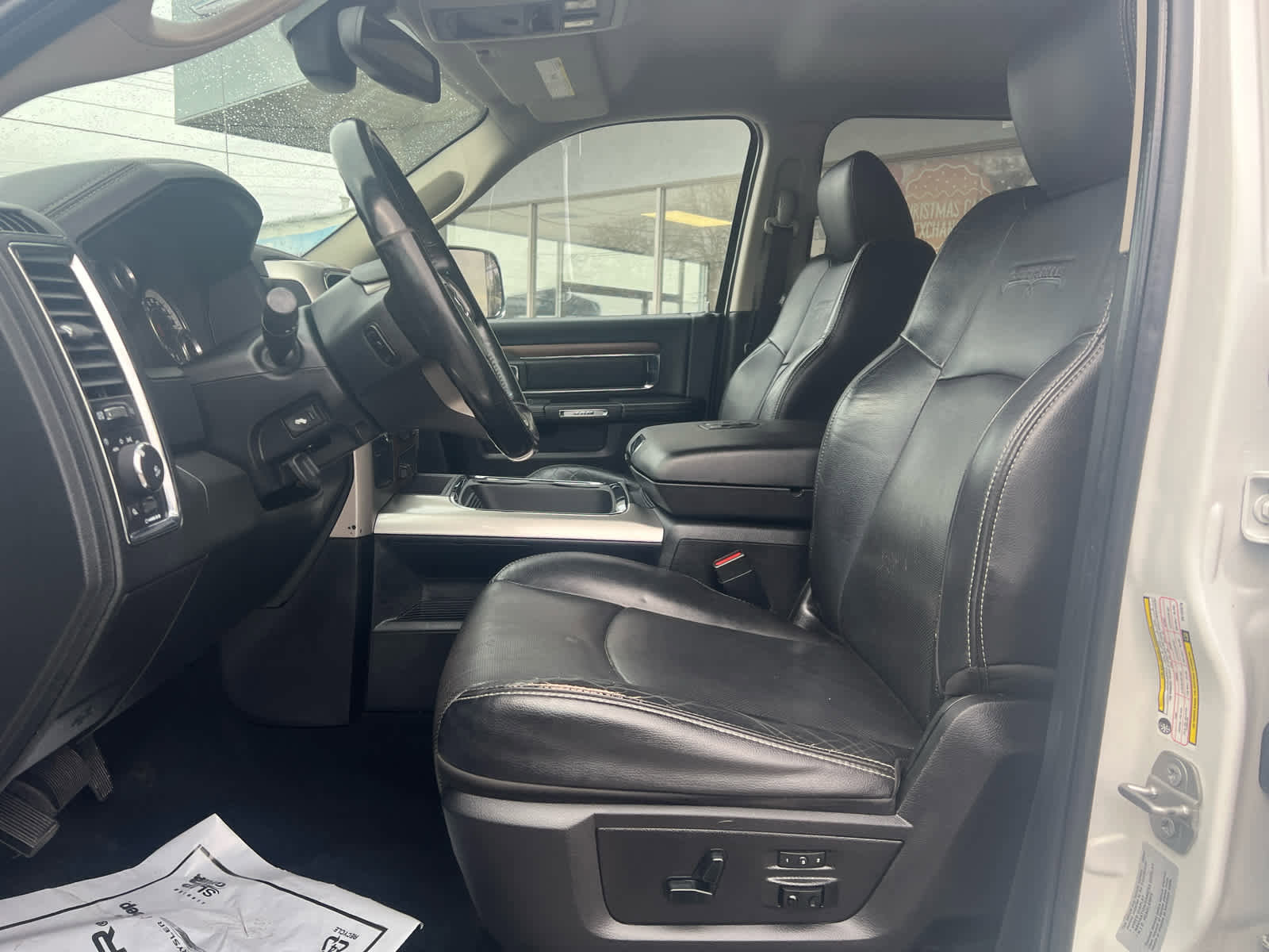 Used 2016 RAM 2500 Laramie w/ Convenience Group image 20