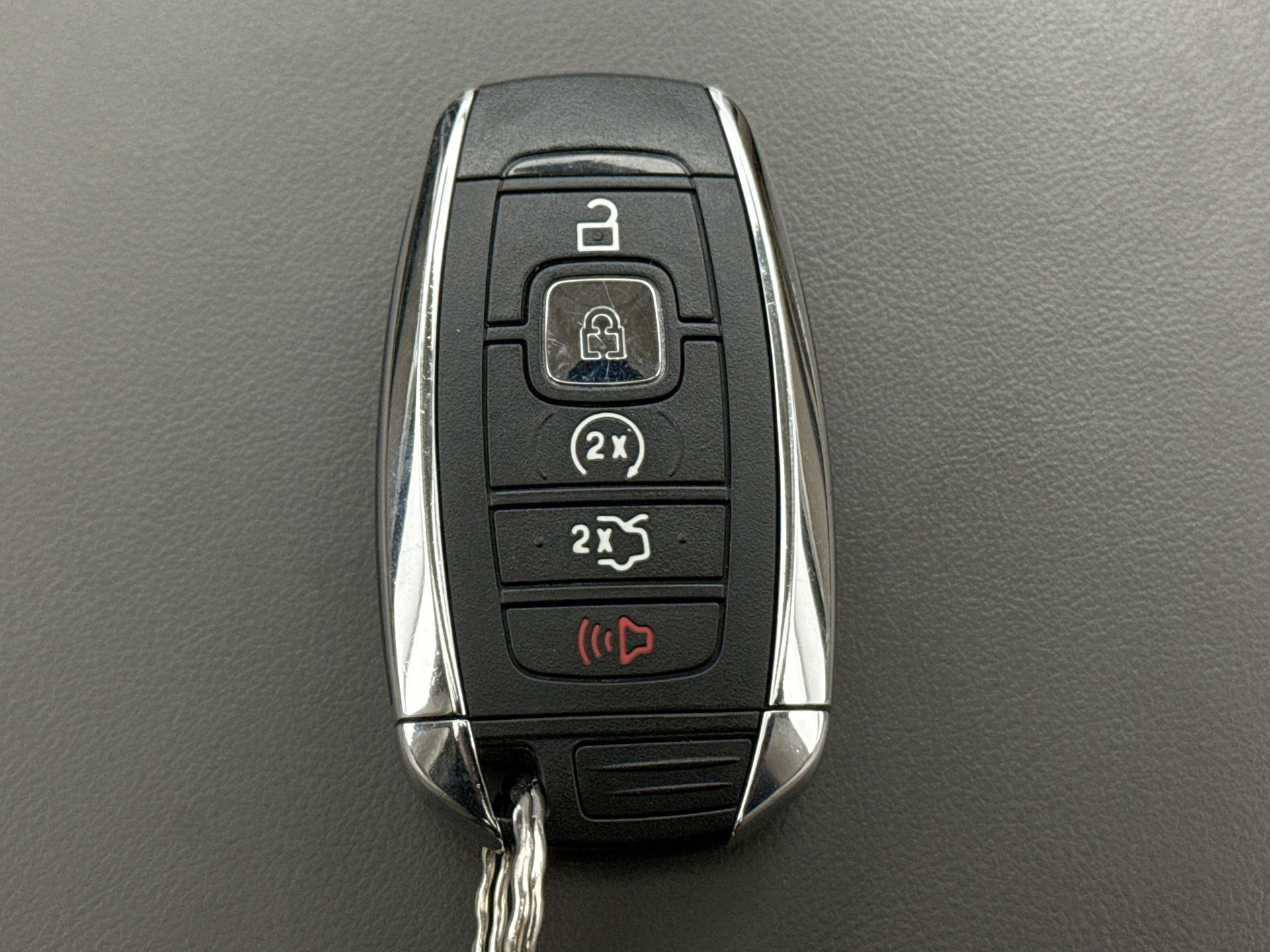 Used 2019 Lincoln Nautilus Reserve w/ Driver Assistance Package image 25