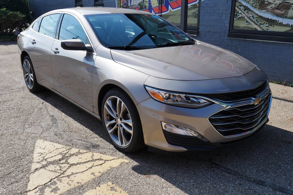 Used 2024 Chevrolet Malibu LT FWD image 31