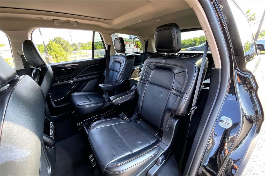 Used 2024 Lincoln Aviator Reserve AWD/4WD image 24