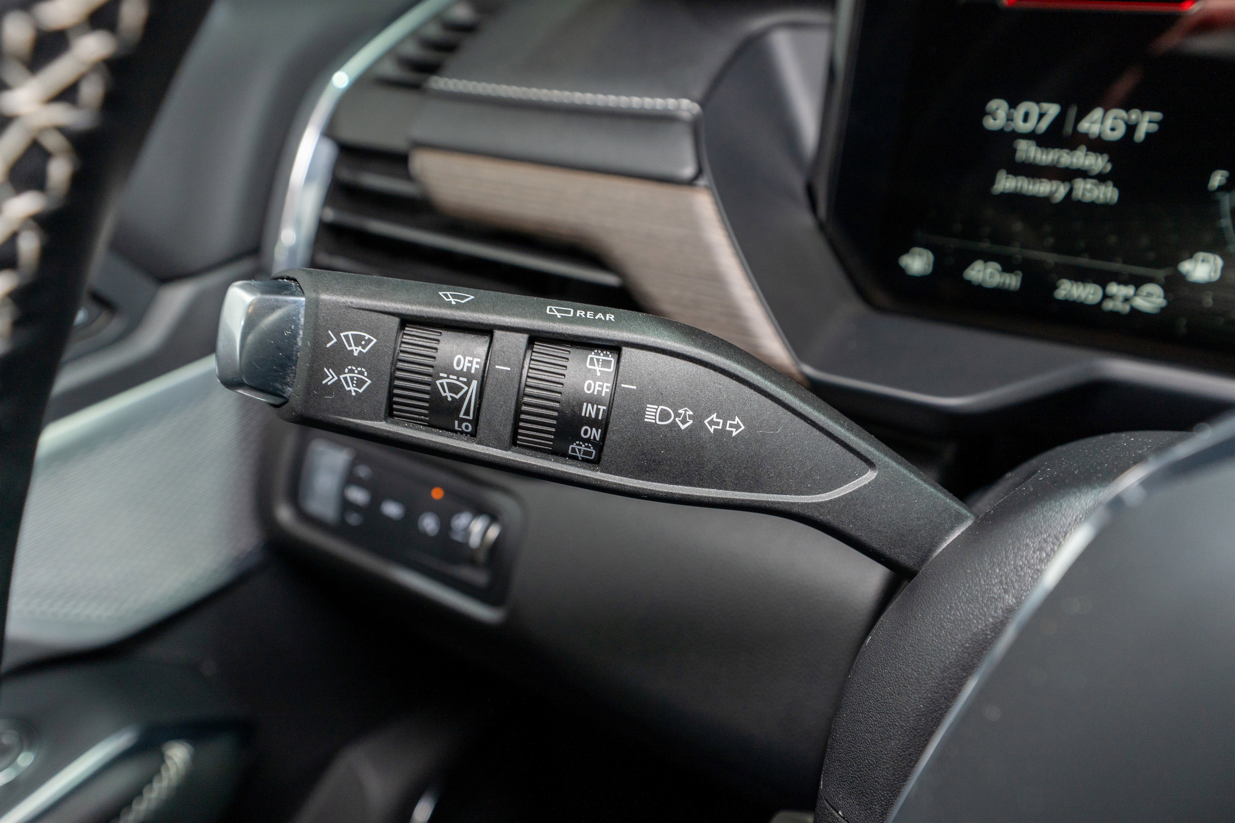 Used 2024 GMC Acadia Denali w/ Super Cruise Package image 29