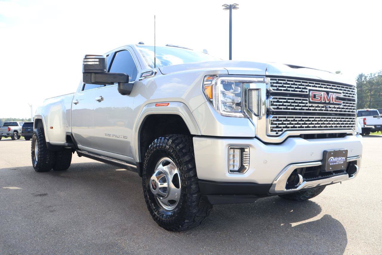 Used 2021 GMC Sierra 3500 Denali w/ Denali Ultimate Package AWD/4WD image 5