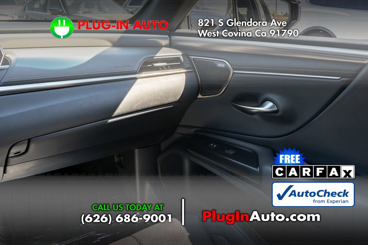 Used 2019 Lexus ES 350 F Sport w/ Accessory Package 2 image 17