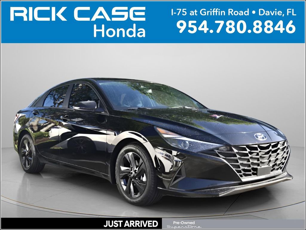 Used 2022 Hyundai Elantra SEL w/ Convenience Package