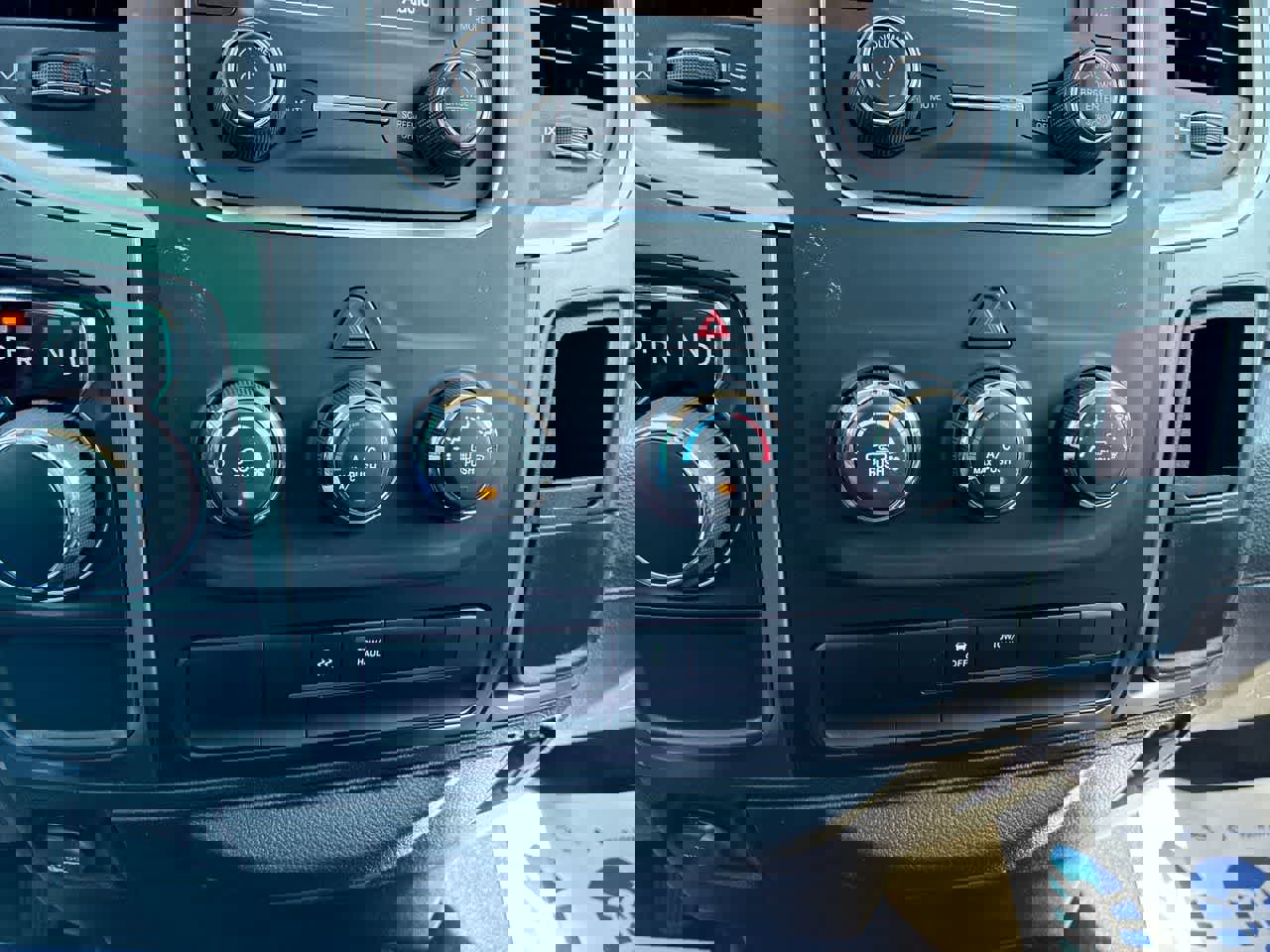 Used 2024 RAM 1500 Classic SLT image 16