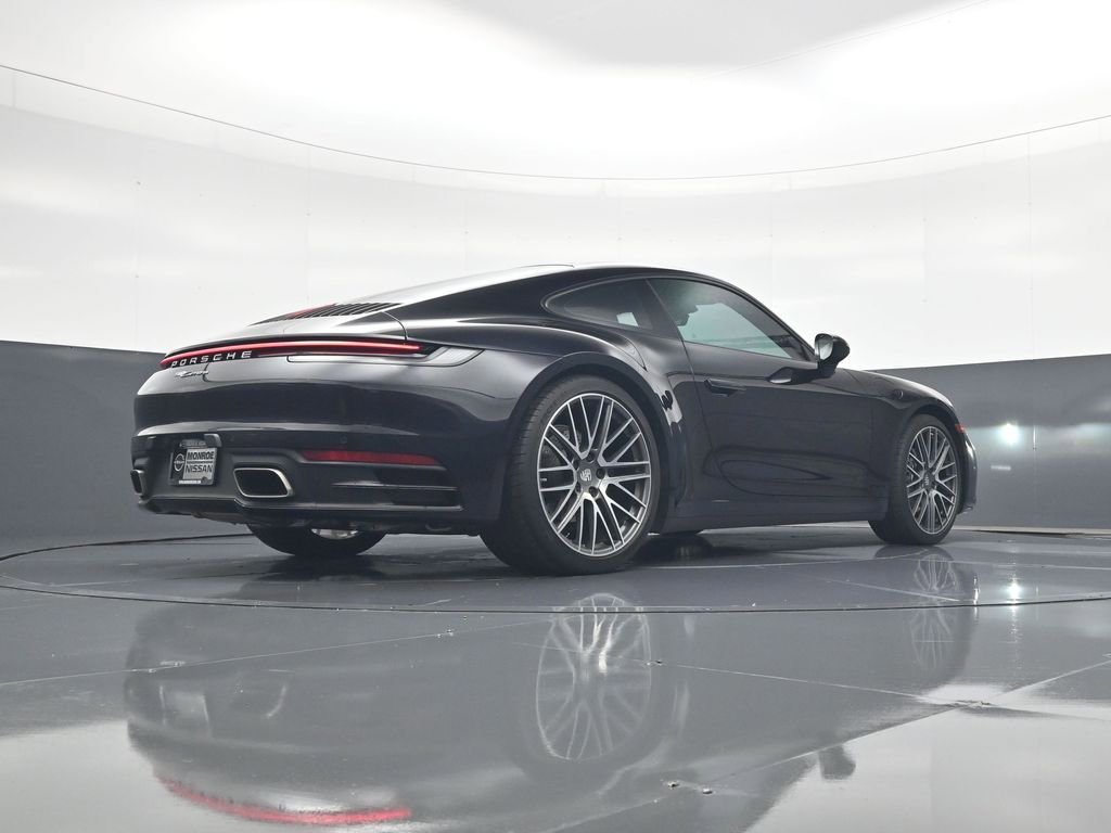 Used 2024 Porsche 911 Carrera 4 image 27