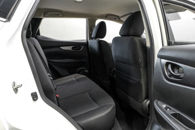 Used 2018 Nissan Rogue Sport S w/ S Appearance Package FWD image 41