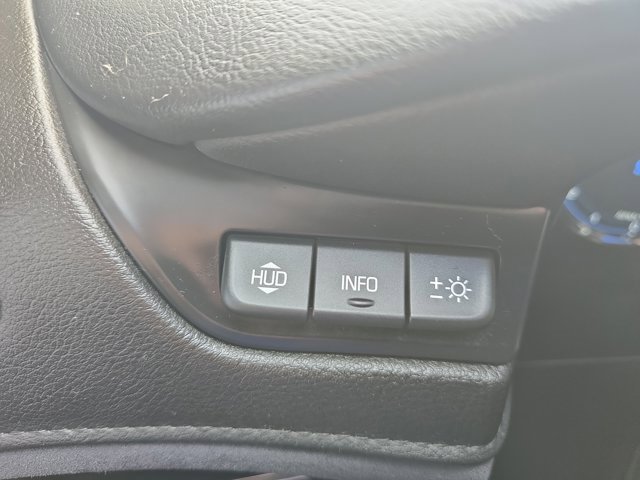 Used 2018 Cadillac Escalade ESV Premium Luxury image 35