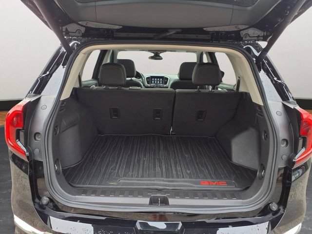 Certified 2024 GMC Terrain Denali w/ Black Diamond Edition AWD/4WD image 25