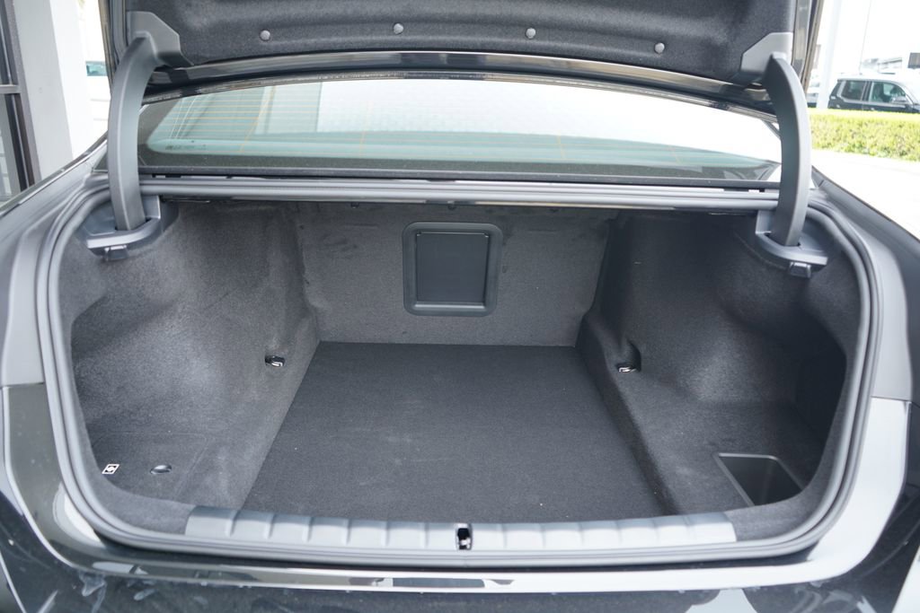 New 2026 BMW 760i xDrive w/ Executive Package image 23