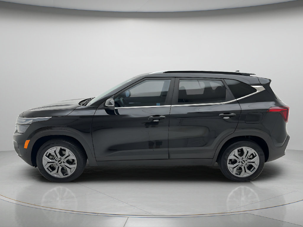 Used 2024 Kia Seltos S AWD/4WD image 6
