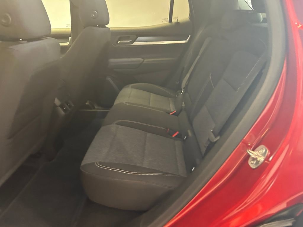 Used 2025 GMC Terrain Elevation image 23