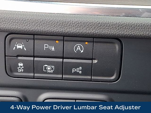 Used 2025 Chevrolet Suburban Premier AWD/4WD image 11