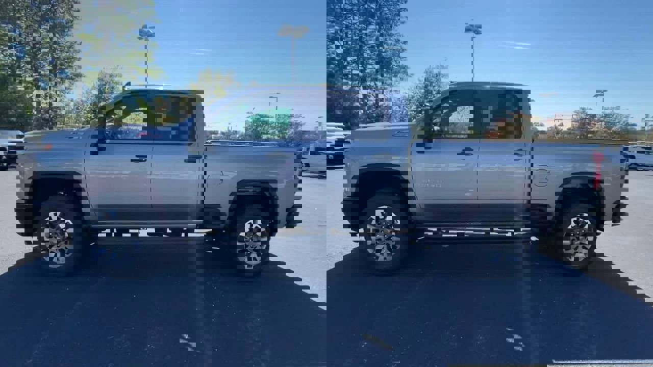 New 2025 Chevrolet Silverado 2500 Custom w/ Custom Value Package image 5