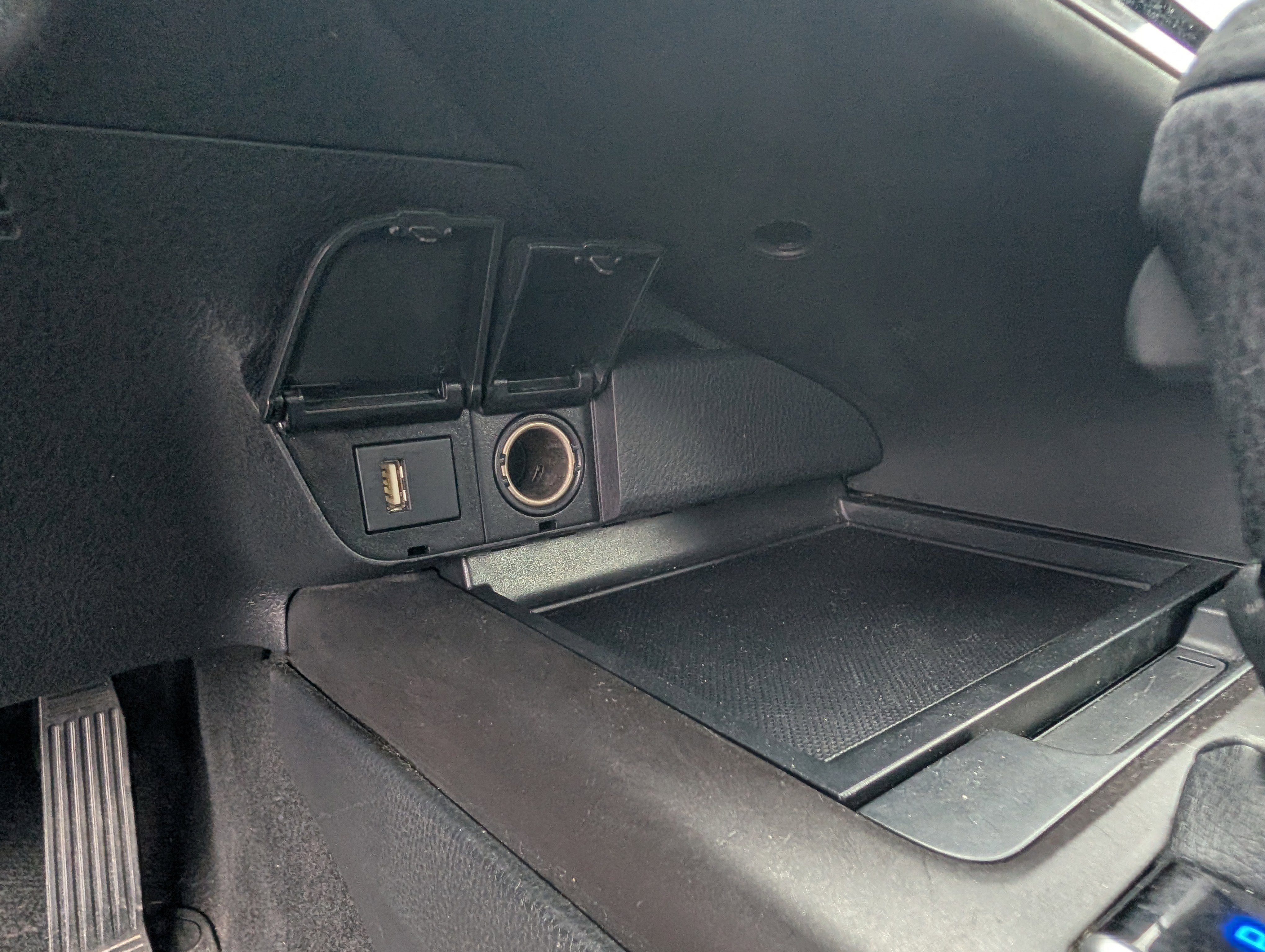 Certified 2024 Toyota Camry LE image 29