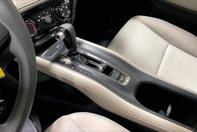 Used 2018 Honda HR-V LX image 17