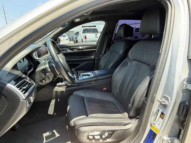 Used 2019 BMW 740i w/ Executive Package RWD image 14