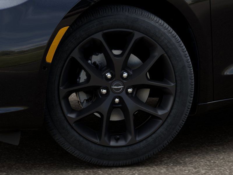 New 2026 Chrysler Pacifica Select w/ S Appearance Package FWD image 8