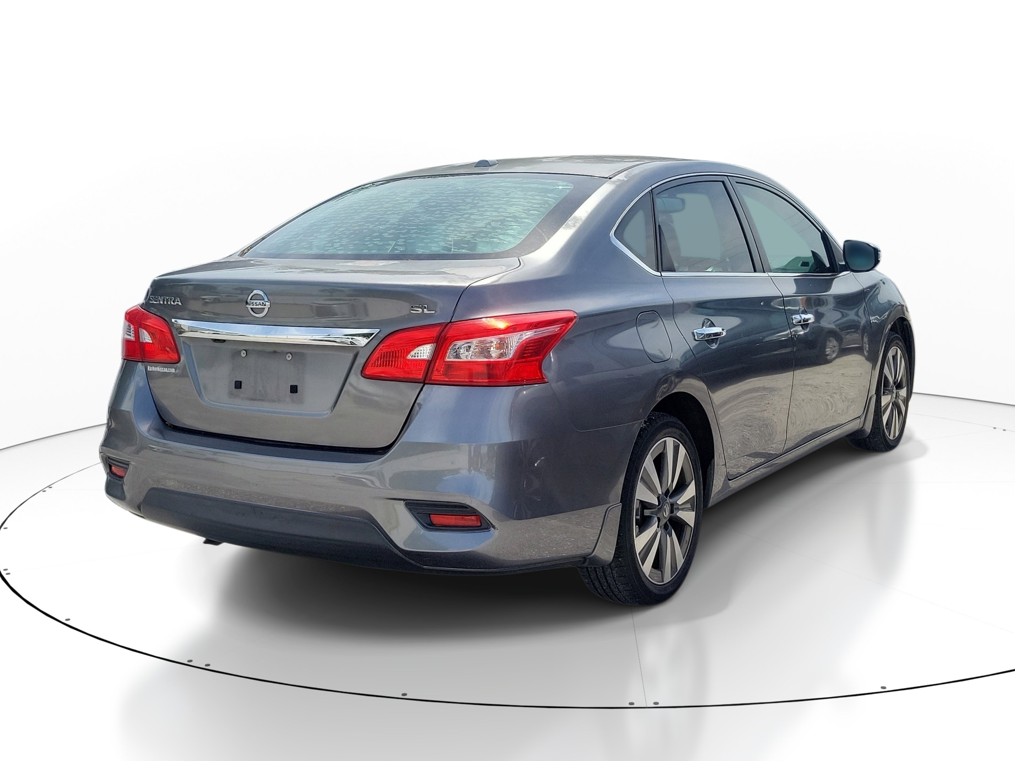 Used 2016 Nissan Sentra SL image 8
