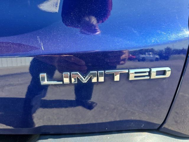 Used 2018 Jeep Renegade Limited w/ UConnect 8.4 Nav Group FWD image 12
