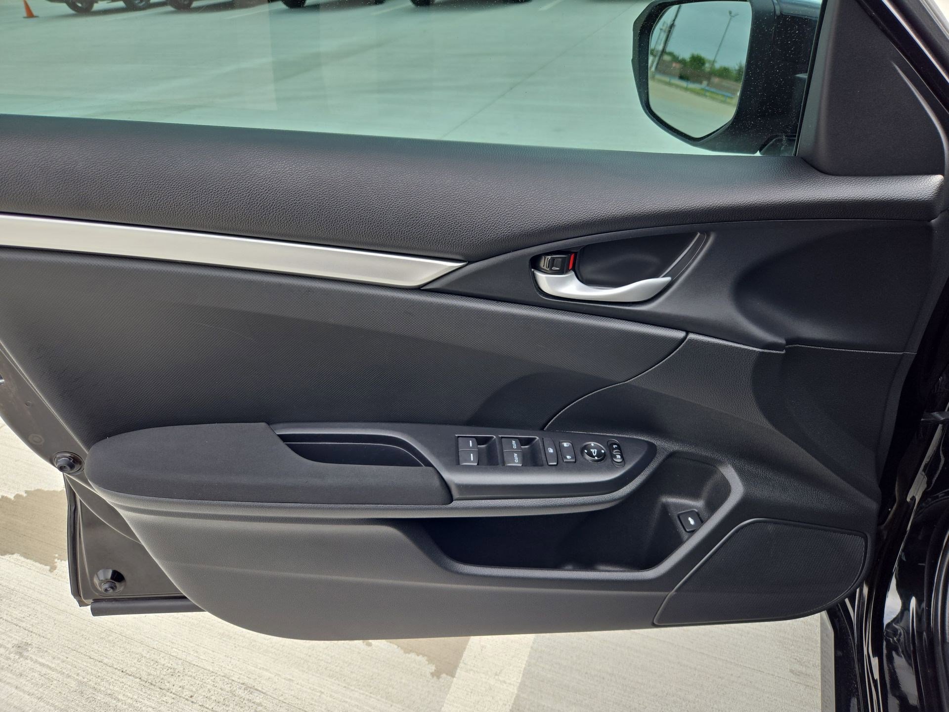 Used 2020 Honda Civic LX image 13