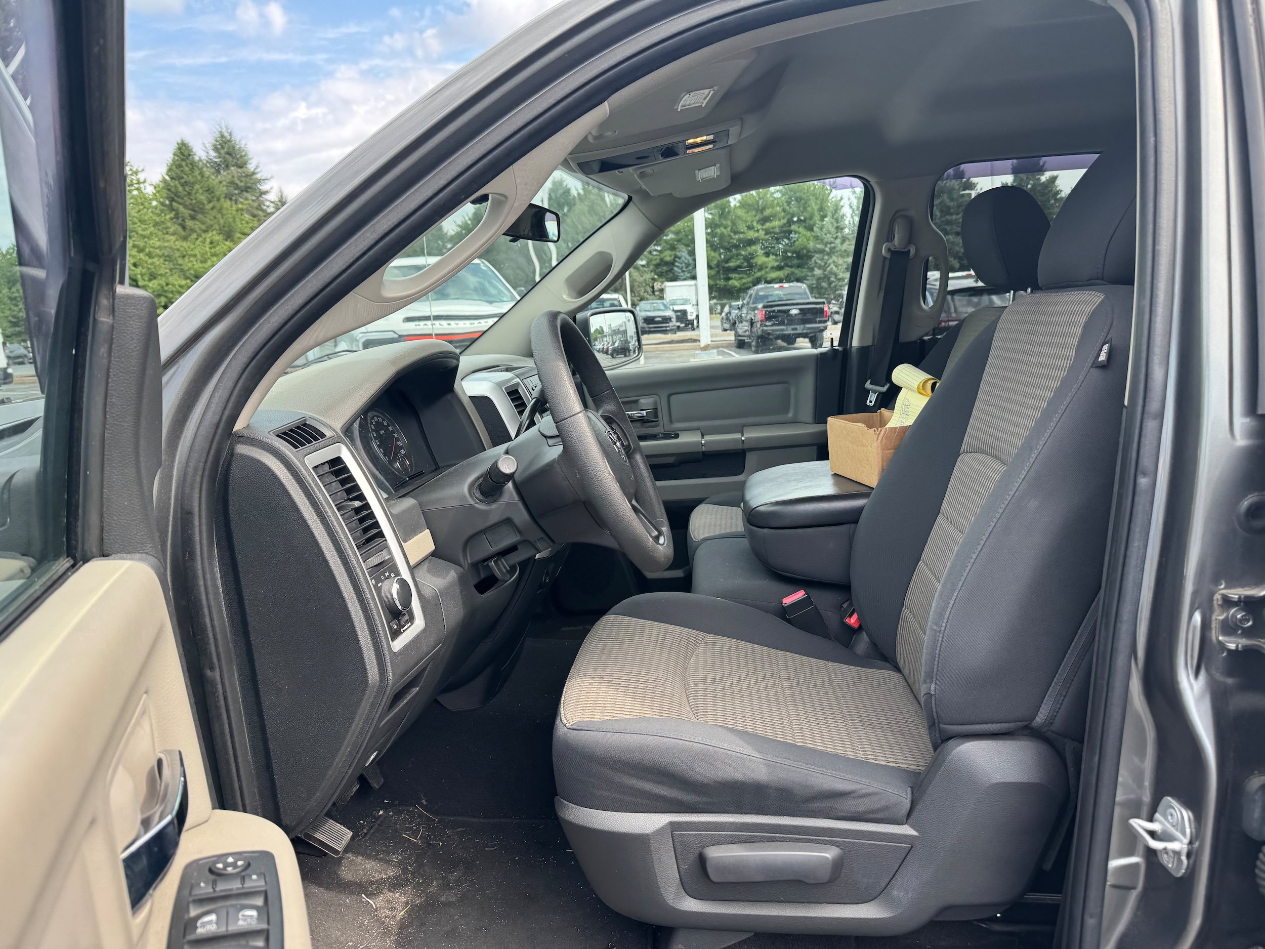 Used 2012 RAM 1500 Classic SLT RWD image 11