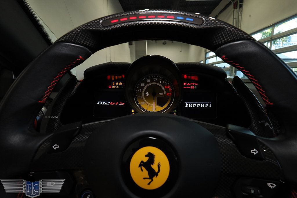 Used 2021 Ferrari 812 GTS RWD image 33