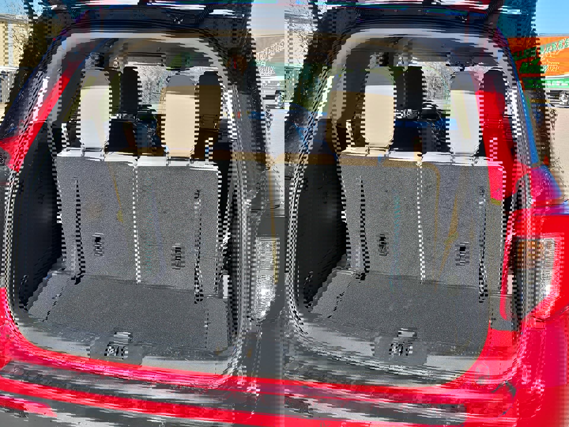 Used 2023 Ford Explorer XLT w/ Equipment Group 202A image 24