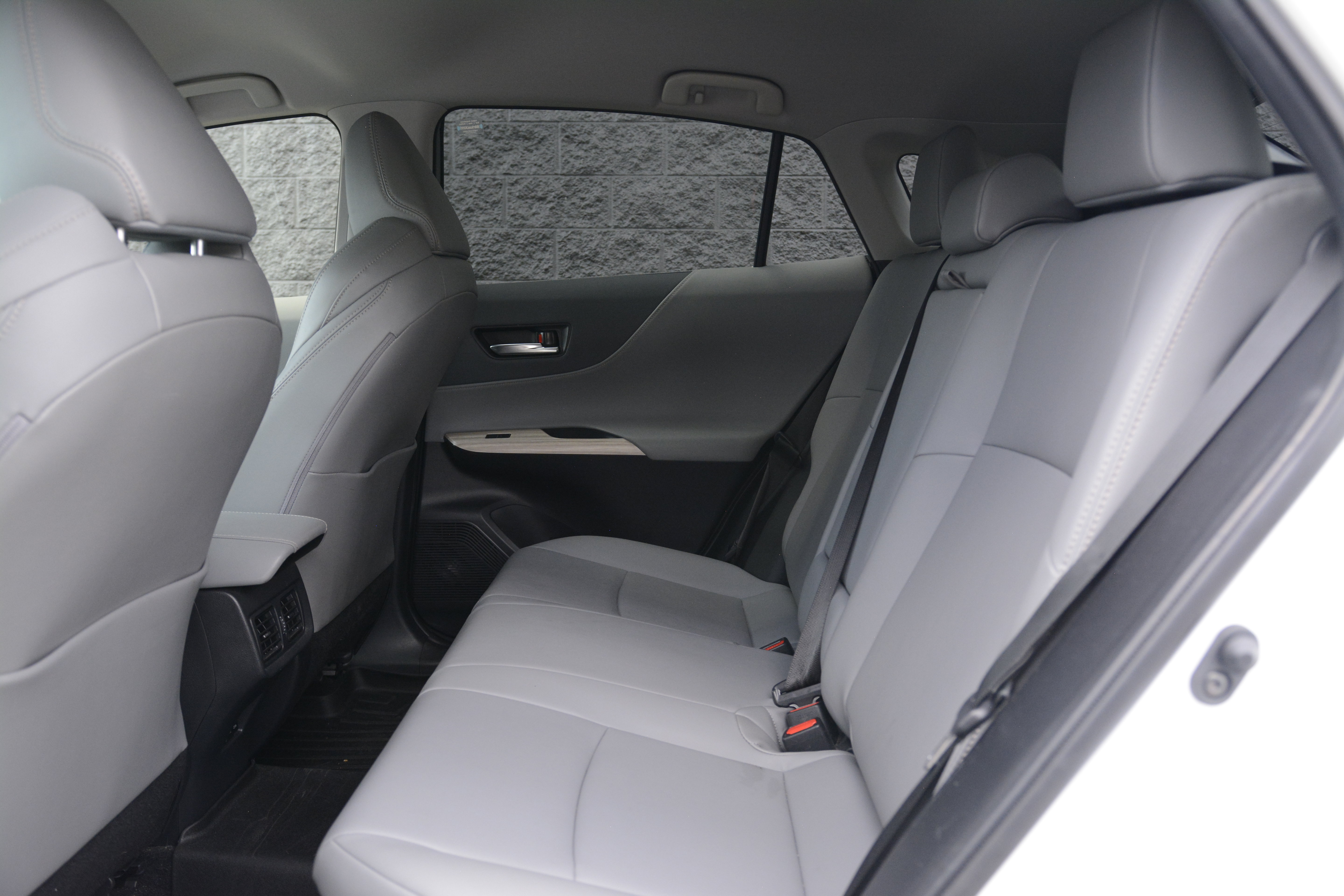 Used 2022 Toyota Venza XLE AWD/4WD image 30