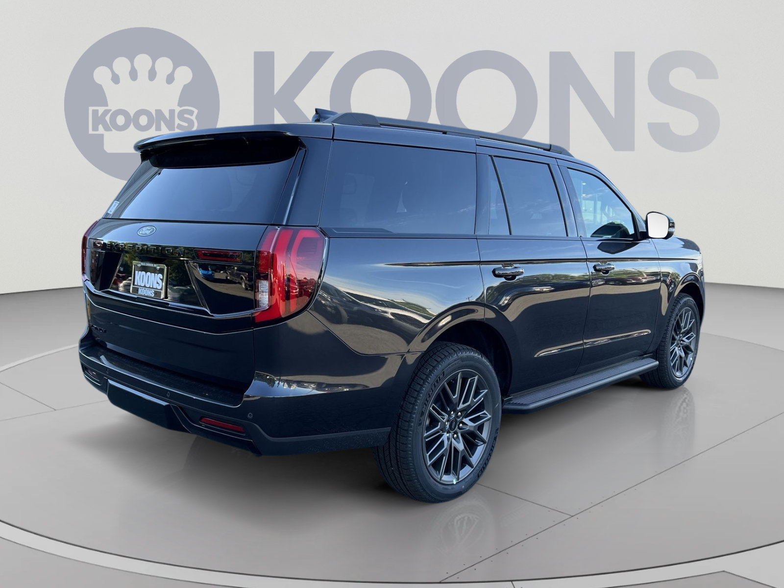 New 2026 Ford Expedition Platinum w/ Stealth Appearance Package AWD/4WD image 11