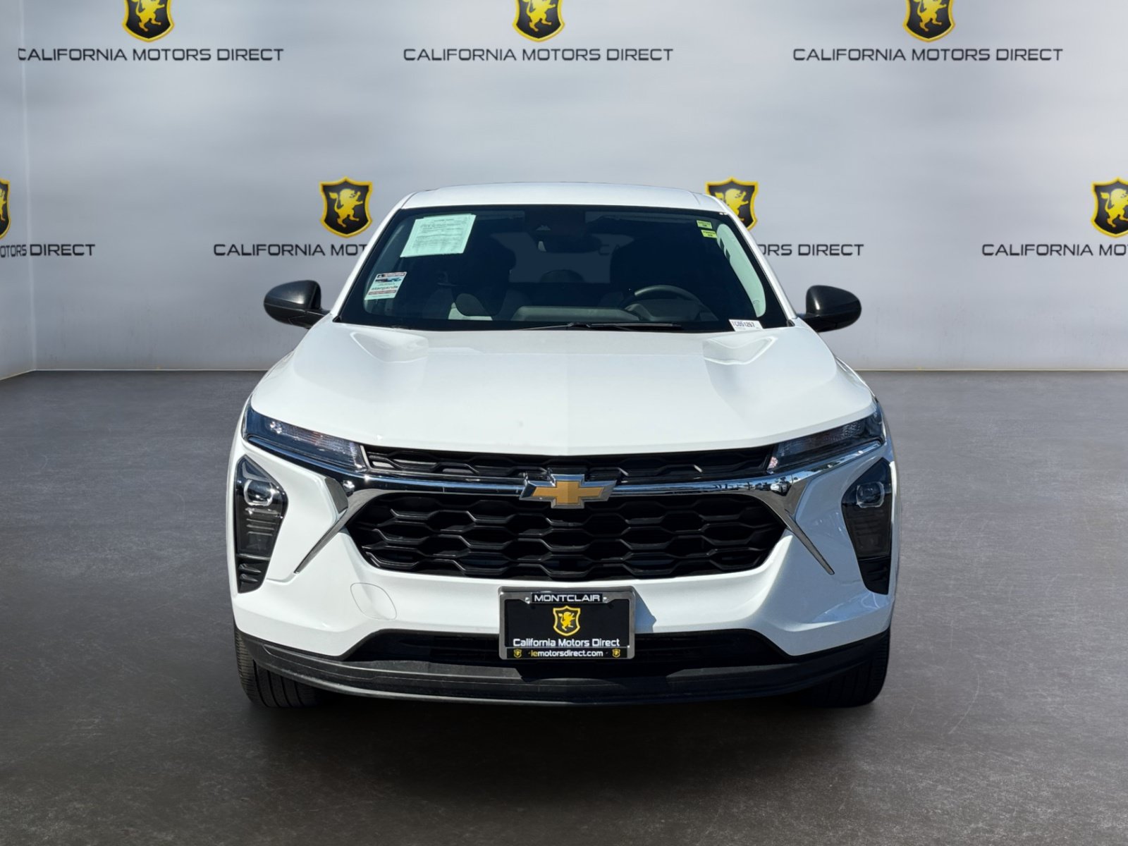Used 2026 Chevrolet Trax LS FWD image 8