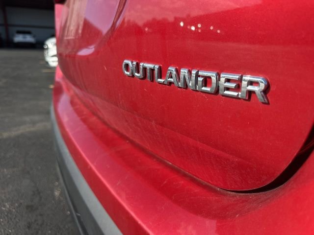 Used 2019 Mitsubishi Outlander SE AWD/4WD image 10