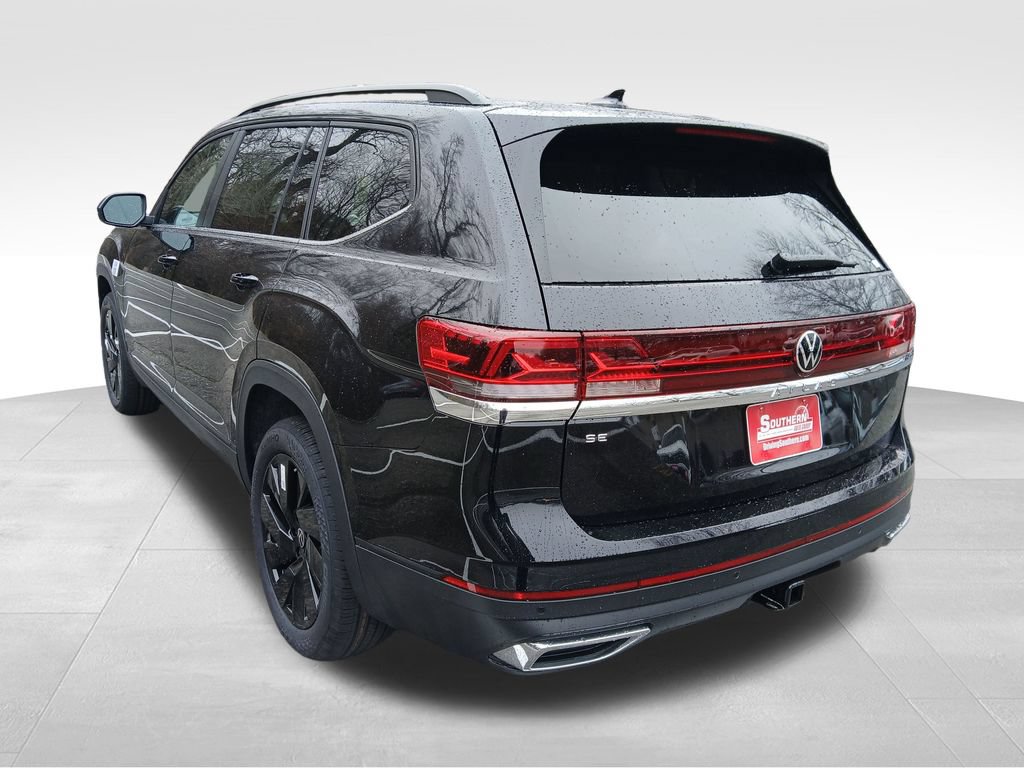 New 2026 Volkswagen Atlas SE FWD image 3