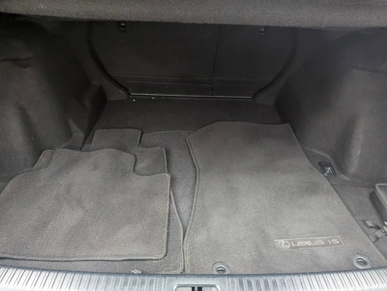 Used 2015 Lexus IS 250 image 8