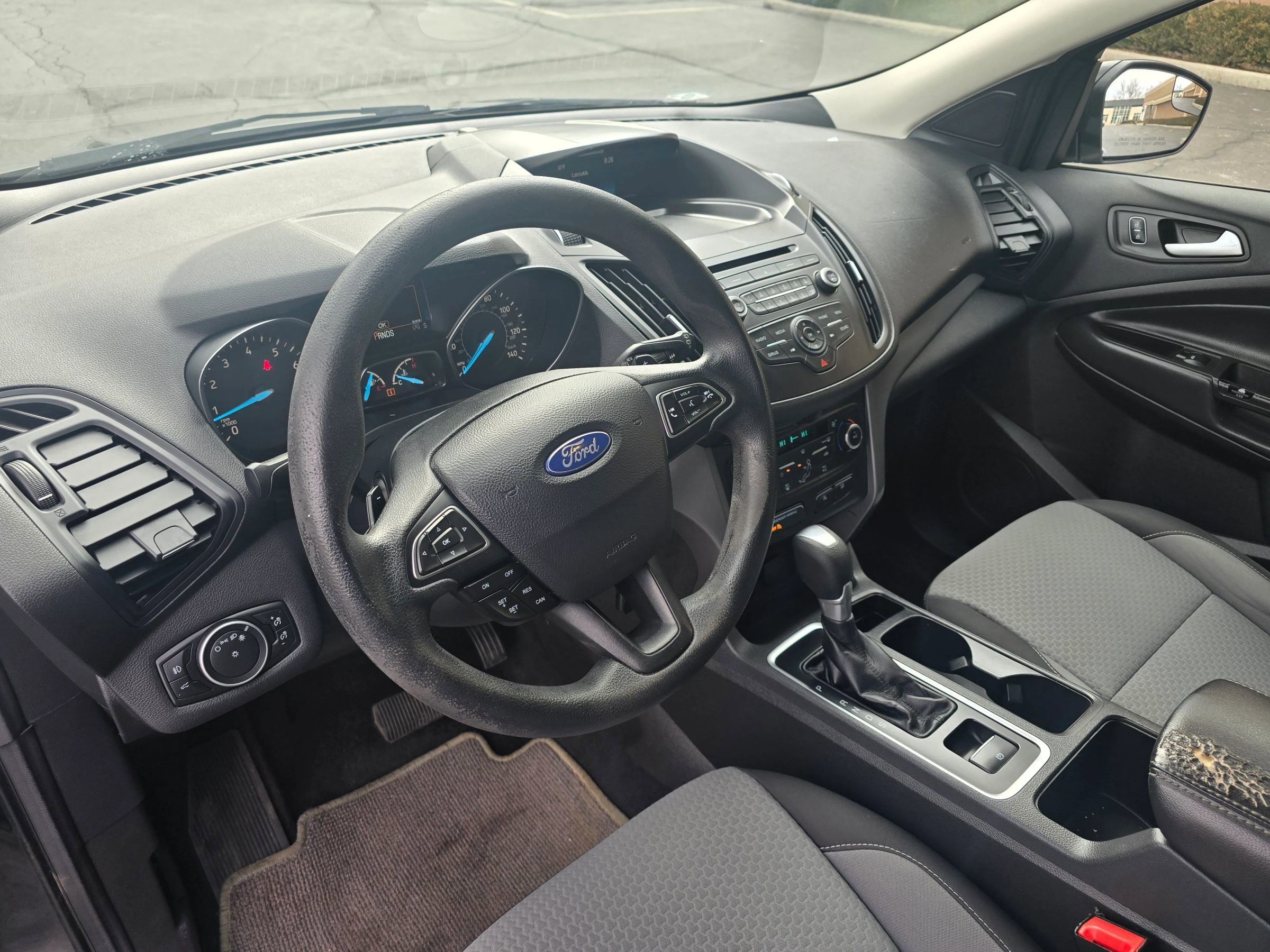 Used 2017 Ford Escape SE image 27