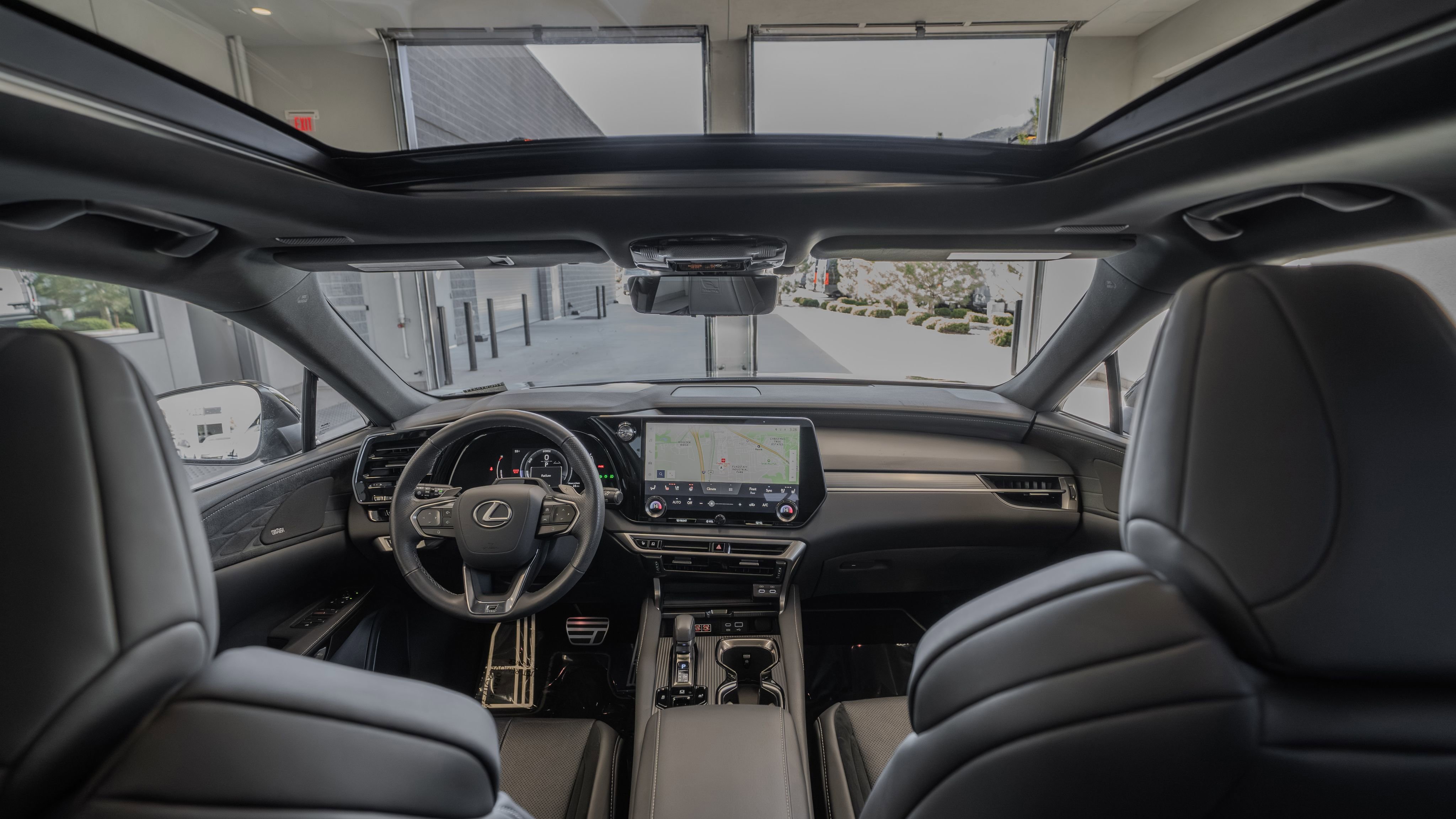 Used 2024 Lexus RX 500h F Sport w/ Convenience Package image 26