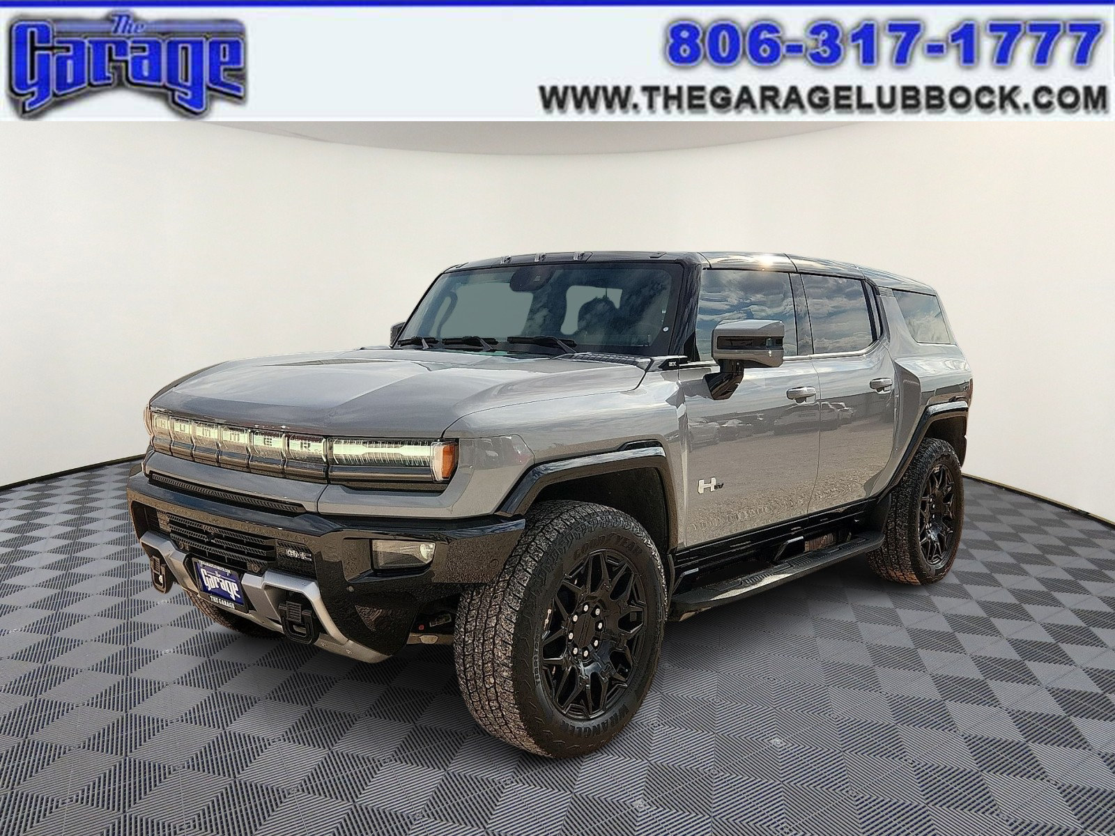 Used 2025 GMC Hummer EV 2X w/ LPO, Cargo Utility Package AWD/4WD image 1