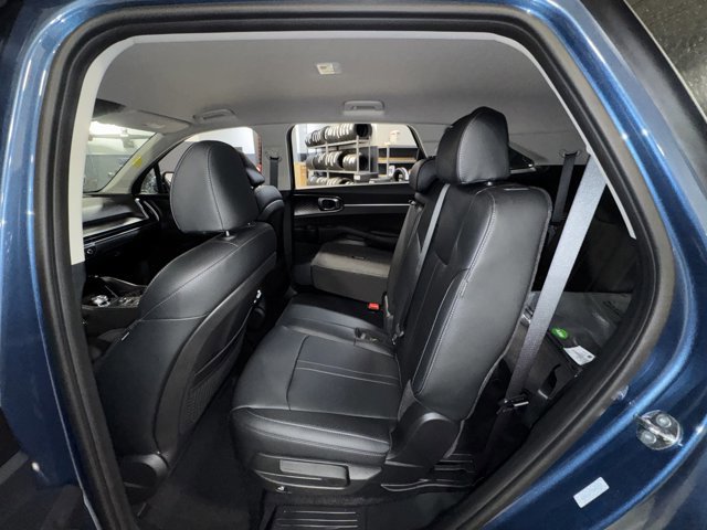 New 2026 Kia Sorento EX AWD/4WD image 17